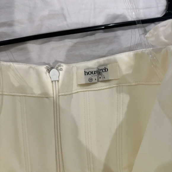 HOUSE OF CB 'Marisa' Ivory Satin Corset Dress mini white - Picture 7 of 7